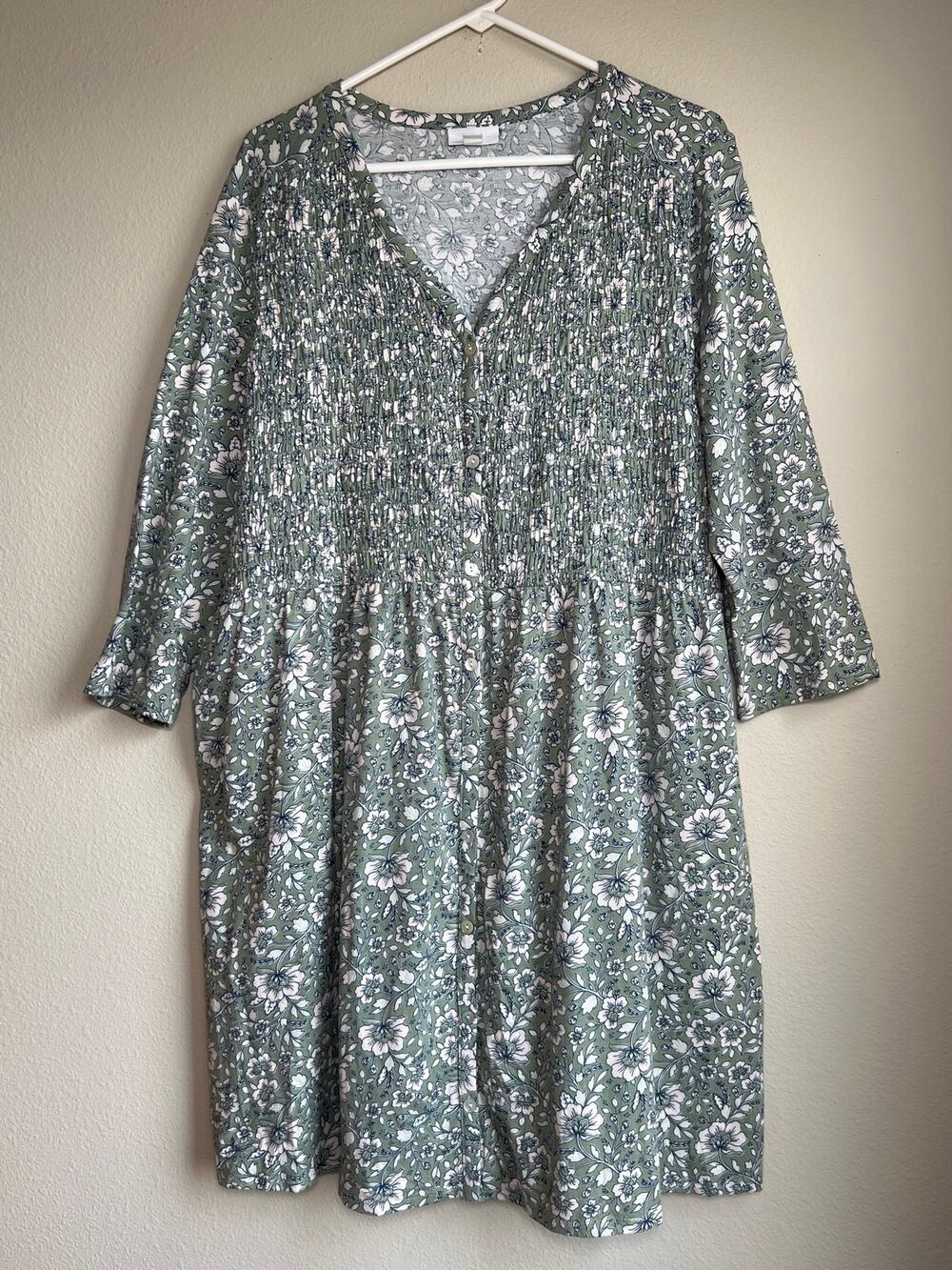 J Jill Sage Green Floral Smocked Bodice Button Front Cotton Modal Dress Size XL